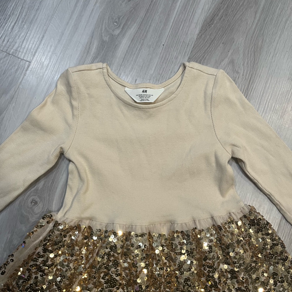 NWOT H&M Ribbed Beige Top - Picture 2 of 6